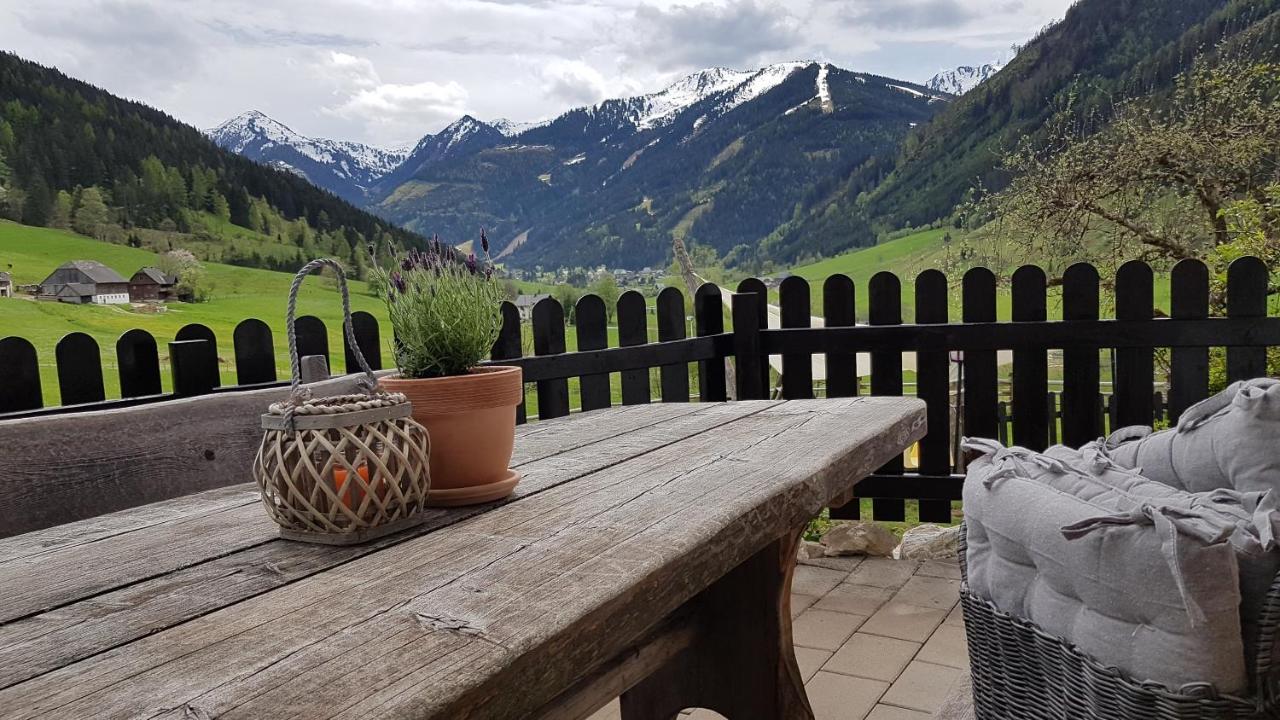 Der Perweinhof Apartamento Donnersbachwald Exterior foto