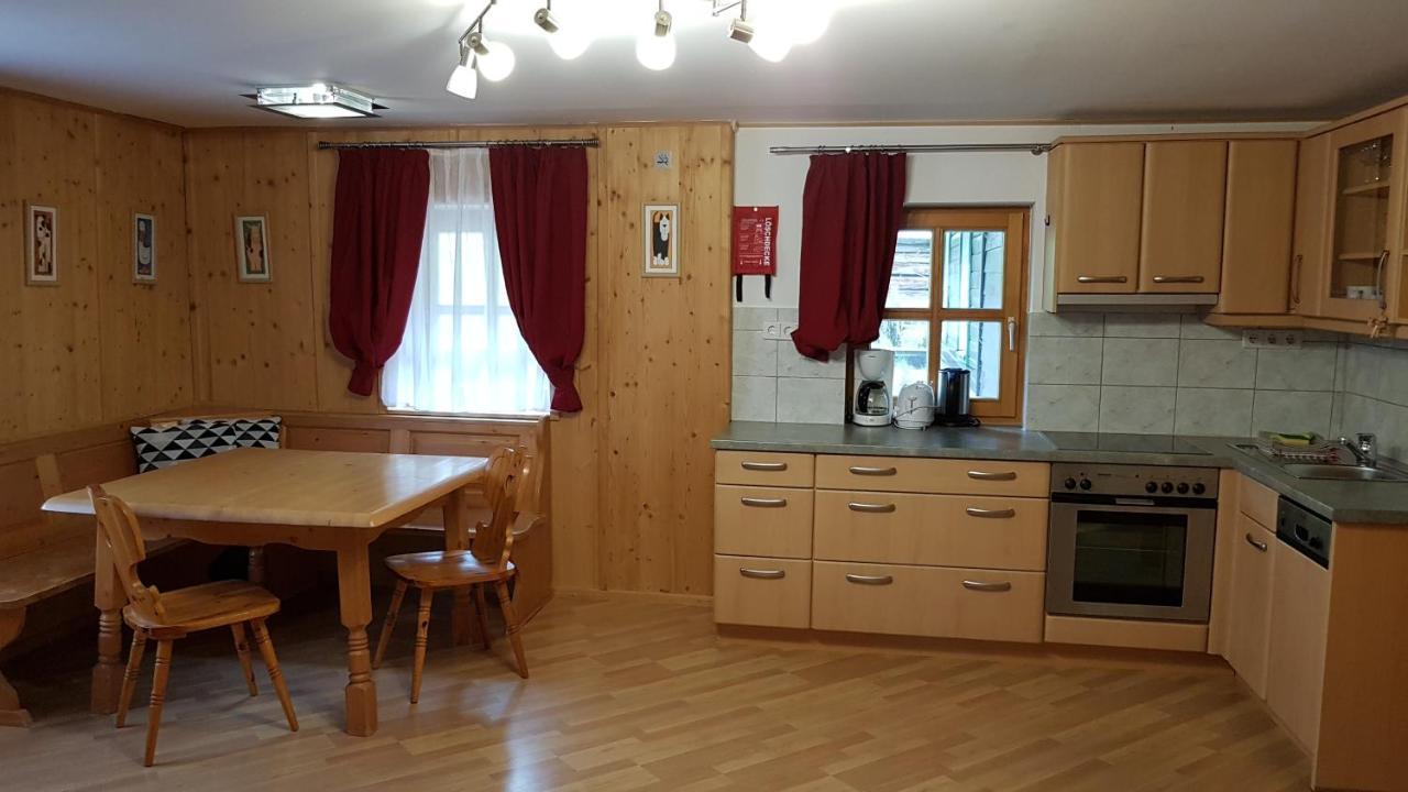 Der Perweinhof Apartamento Donnersbachwald Exterior foto